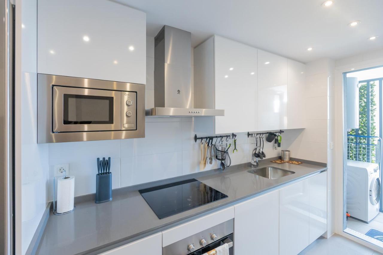 Marbella Luxury Brand New 2-Bedroom Apartment, 3 Min Walk To The Beach! Экстерьер фото